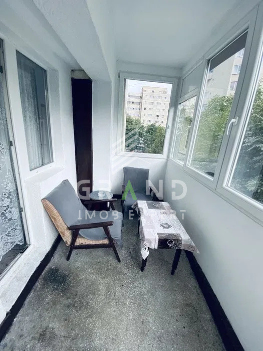 Chirie Apartament Spațios cu 2 Camere | Etaj 2 | Balcon Închis – Mărăști