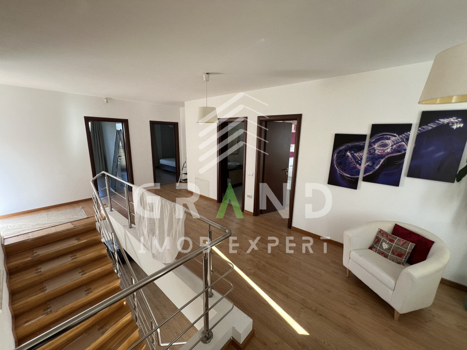 Casă 4 camere | TERASĂ+2 BALCOANE | GARAJ | ZONA BORHANCI/ROMUL LADEA