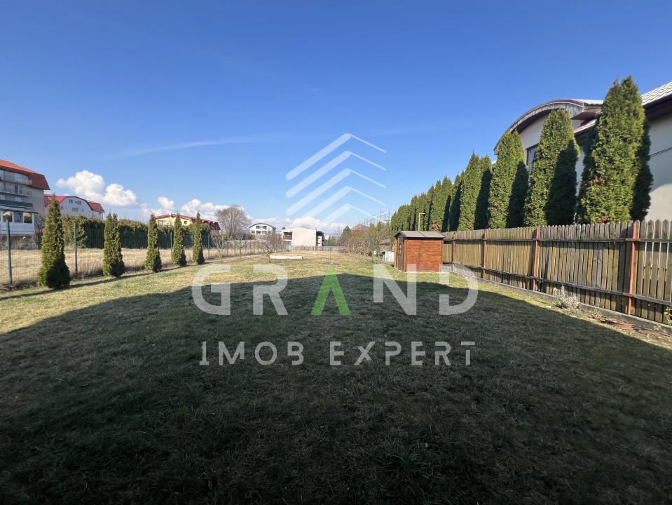 Casă 4 camere | TERASĂ+2 BALCOANE | GARAJ | ZONA BORHANCI/ROMUL LADEA