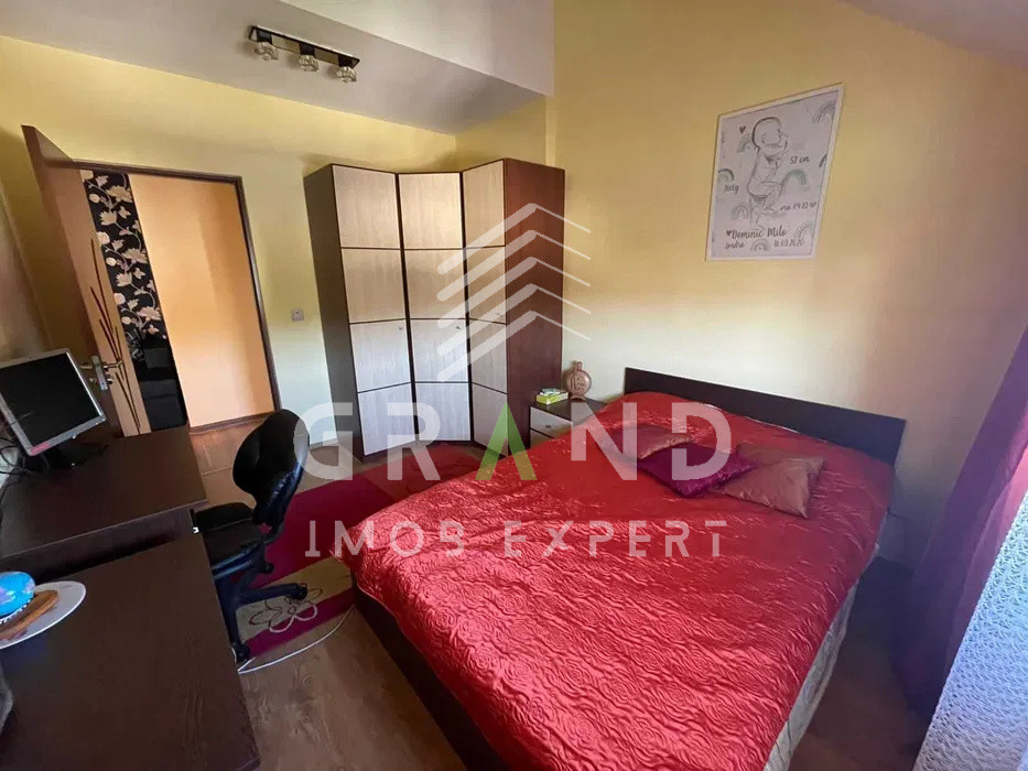 Inchiriere 1 Camera disponibilă într-un apartament 2 camere – str. Oașului /Iris