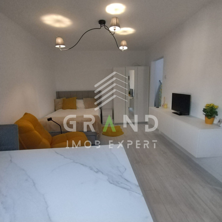 Garsonieră de inchiriat - intimă și bine compartimentată – Zorilor, Cireșilor