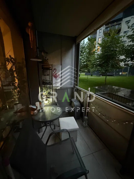 Apartament cu 2 camere de vânzare, semidecomandat, 49 m², parcare + terasa, Iris