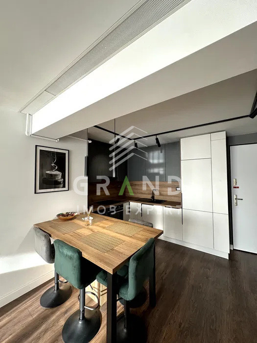 Închiriere apartament 3 camere în Wings Residence, + parcare – finisaje premium