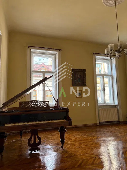 Apartament spațios cu 2 camere în inima Clujului, lângă Piața Mihai Viteazul