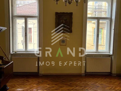 Apartament spațios cu 2 camere în inima Clujului, lângă Piața Mihai Viteazul