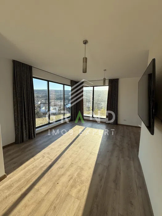 Casă individuală cu priveliște panoramică | Terra Gardens, Iris