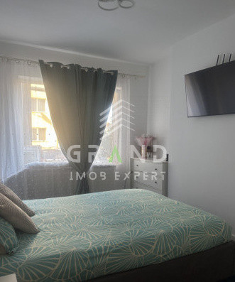 Apartament 3 camere | BALCON | parcare | Florești/Florilor