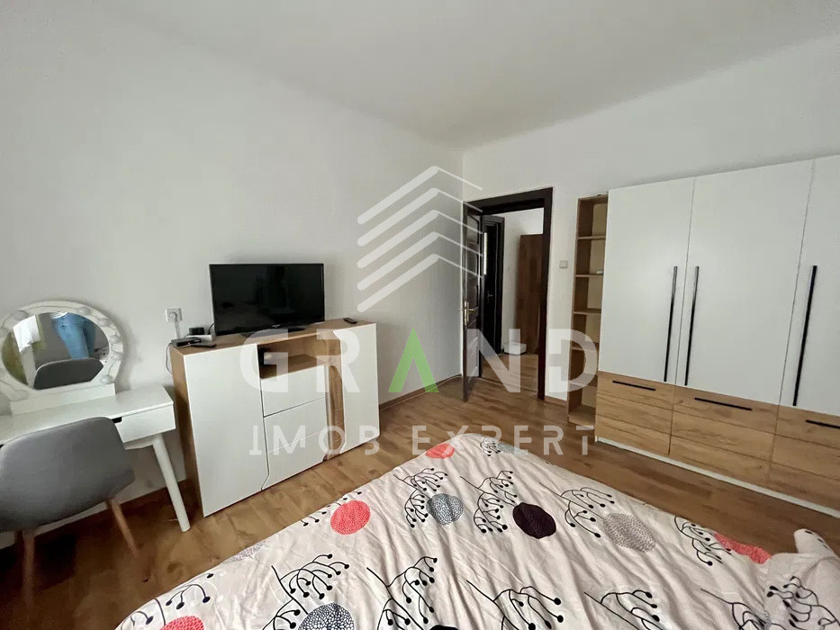 Apartament 2 camere de vânzare în Dâmbu Rotund, etaj 2/2 + boxa de depozitare