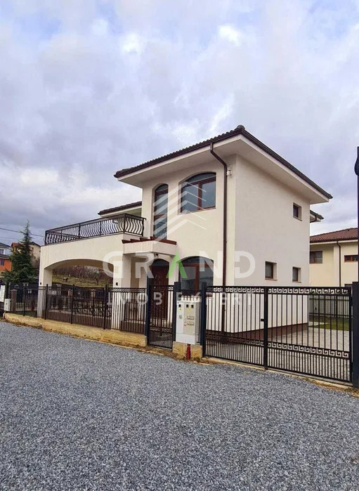 Vile premium stil mediteranean | Terase spațioase | Zonă exclusivistă Dezmir