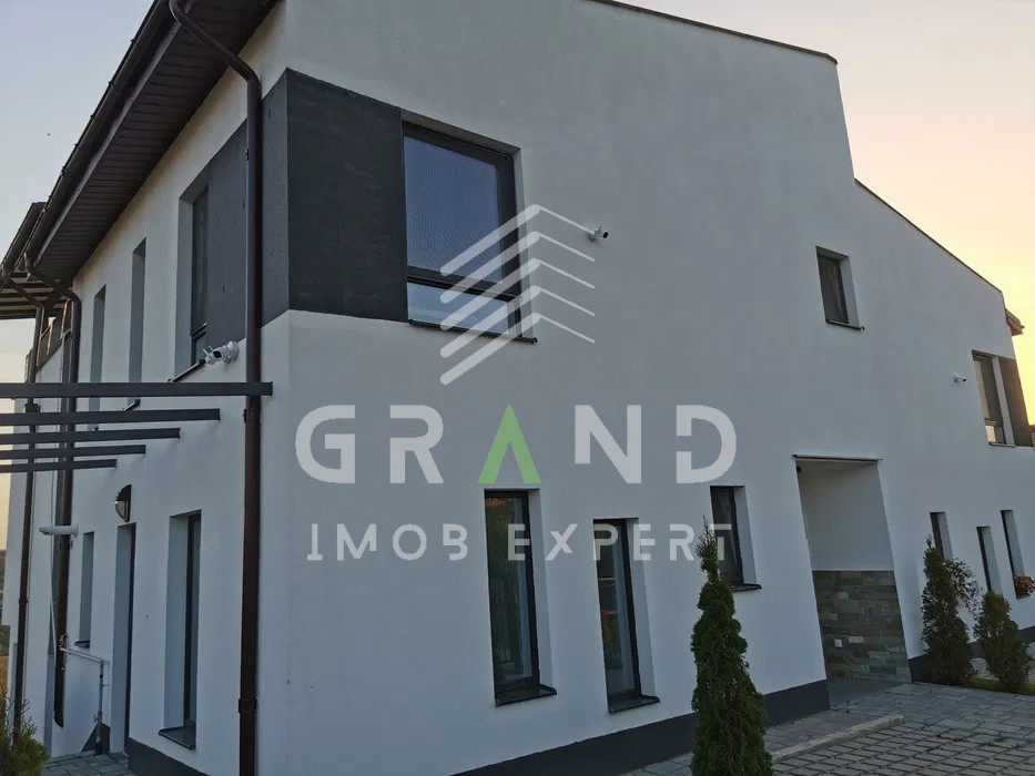 De închiriat–Casă modernă tip duplex | Borhanci | Zonă verde & liniștită