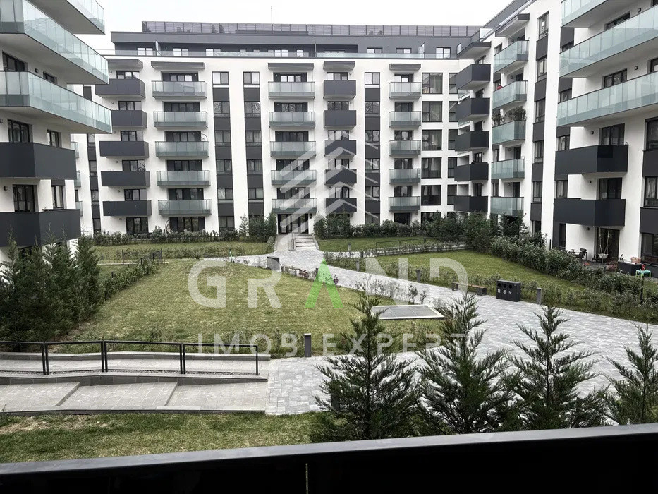 Apartament ultrafinisat de inchiriat, 2 camere, balcon, parcare, zona Garii