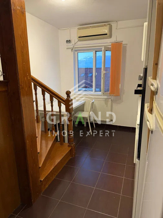 Ap 3 camere | 2 niveluri | Manastur/Mehedinți/Baza Sportivă „La Terenuri”