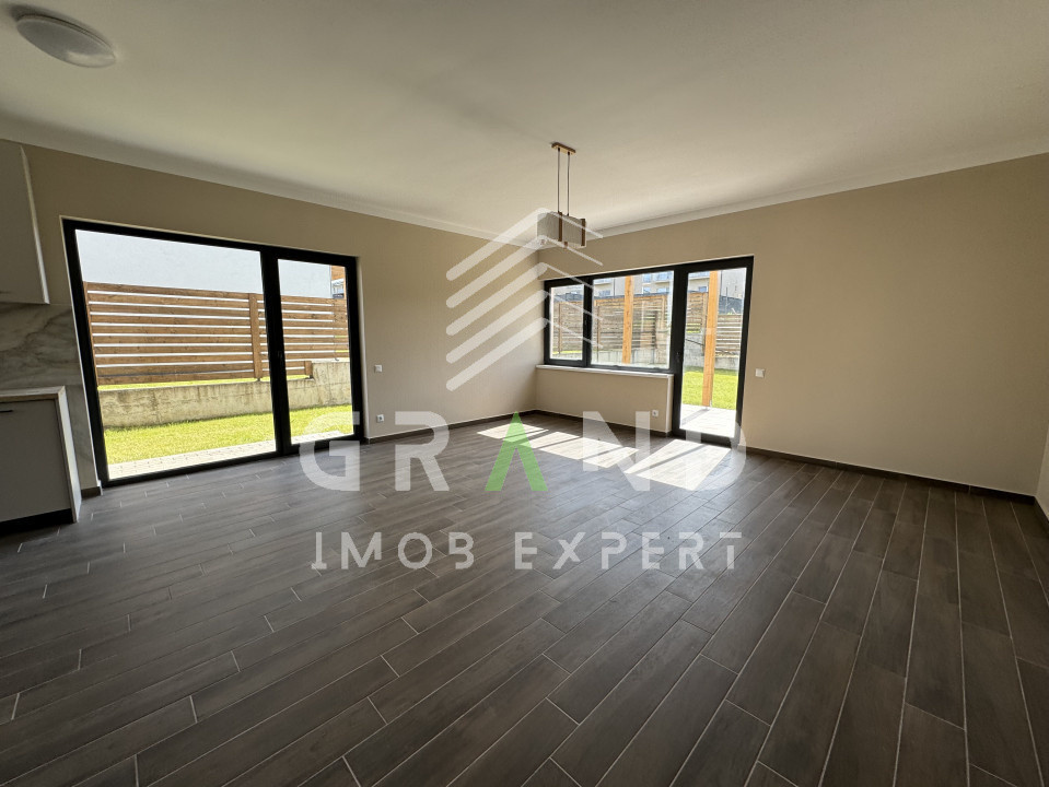 TOTUL NOU!Casa individuala,4 camere,3 BAI,TERASA,GARAJ,zona Dezmir