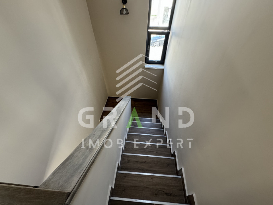 TOTUL NOU!Casa individuala,4 camere,3 BAI,TERASA,GARAJ,zona Dezmir