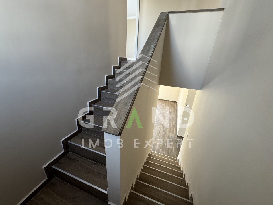 TOTUL NOU!Casa individuala,4 camere,3 BAI,TERASA,GARAJ,zona Dezmir