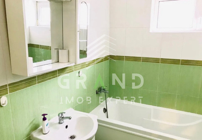 Ap 1 camera | DECOMANDAT | TERASA | Observatorului/ Zorilor