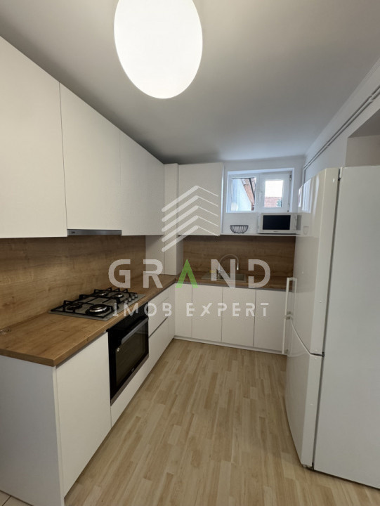 Ap 3 camere în vilă | 100 mp | parcare | Piața 14 Iulie–Grigorescu