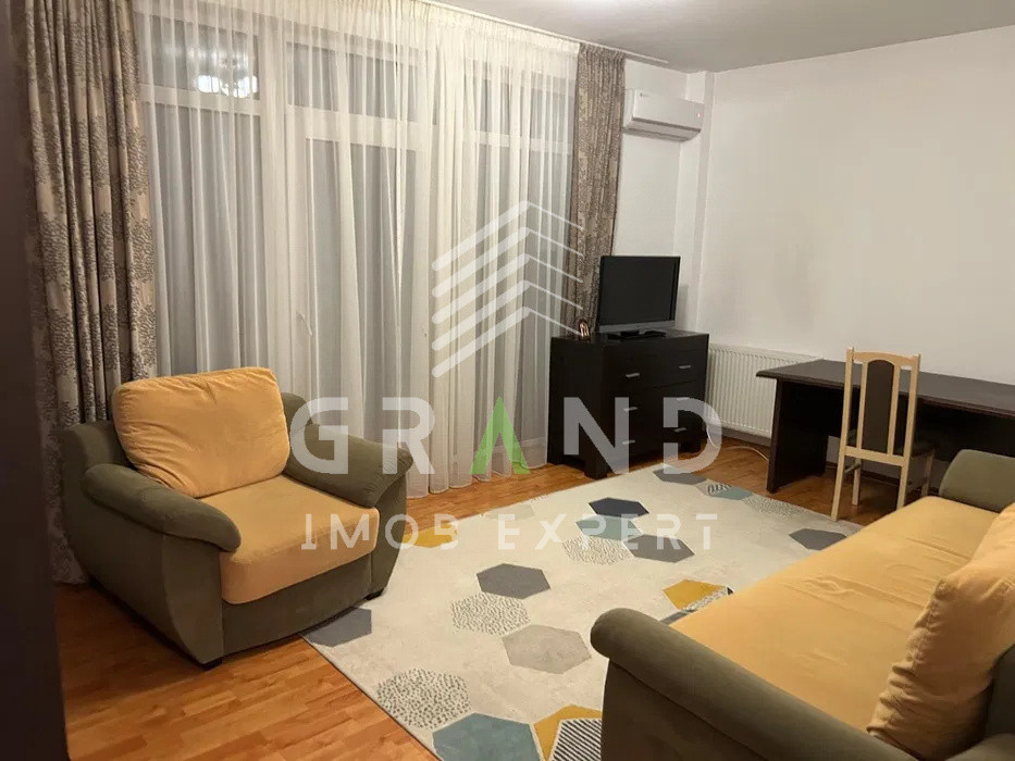 Apartament decomandat | 2 camere + living | balcon | terasa | P-ta Mihai Viteazu
