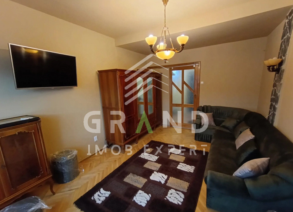 Apartament decomandat | 2 camere | Lift | Semicentral | Strada Horea
