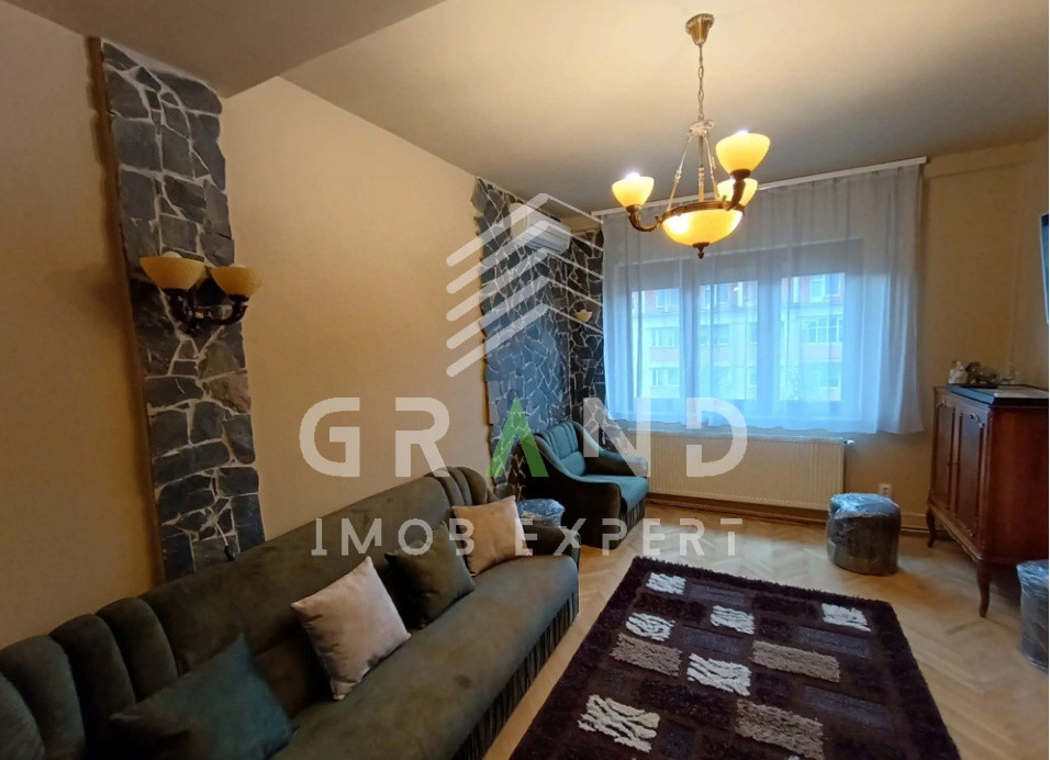 Apartament decomandat | 2 camere | Lift | Semicentral | Strada Horea