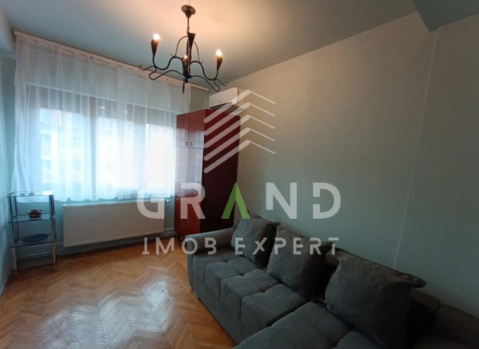 Apartament decomandat | 2 camere | Lift | Semicentral | Strada Horea