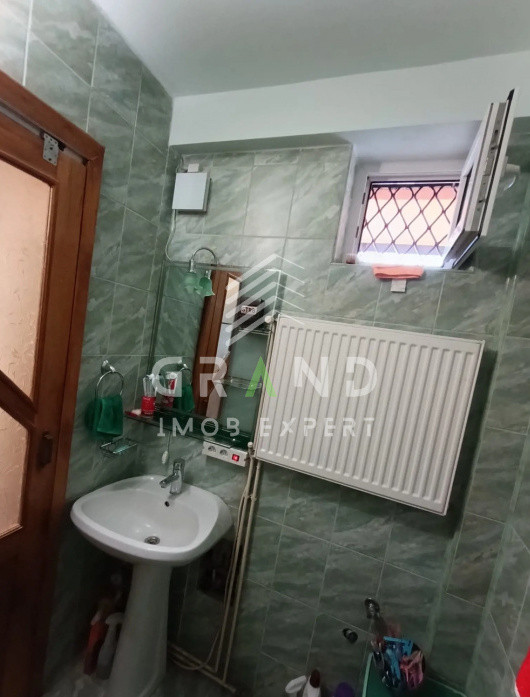 Apartament decomandat | 2 camere | Lift | Semicentral | Strada Horea
