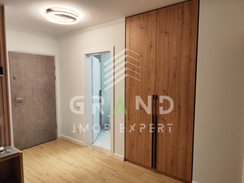 Apartament ultrafinisat | 2 camere | balcon | semidecomandat | Parcare | Marasti