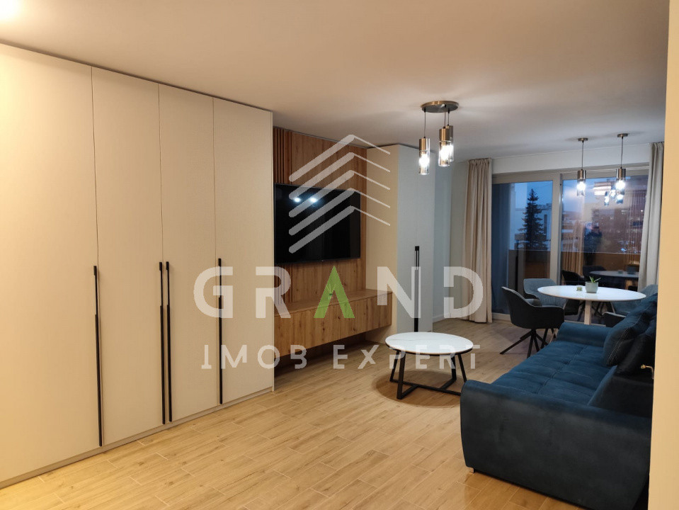 Apartament de inchiriat | 2 camere | Semidecomandat | Parcare | Balcon | Marasti