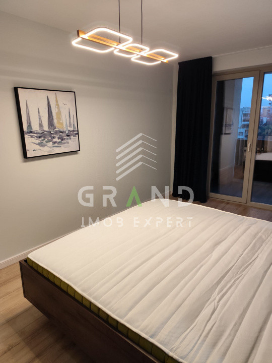 Apartament de inchiriat | 2 camere | Semidecomandat | Parcare | Balcon | Marasti