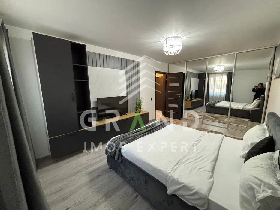 Apartament 2 camere | Semidecomandat | Balcon | Parcare | Calea Baciului