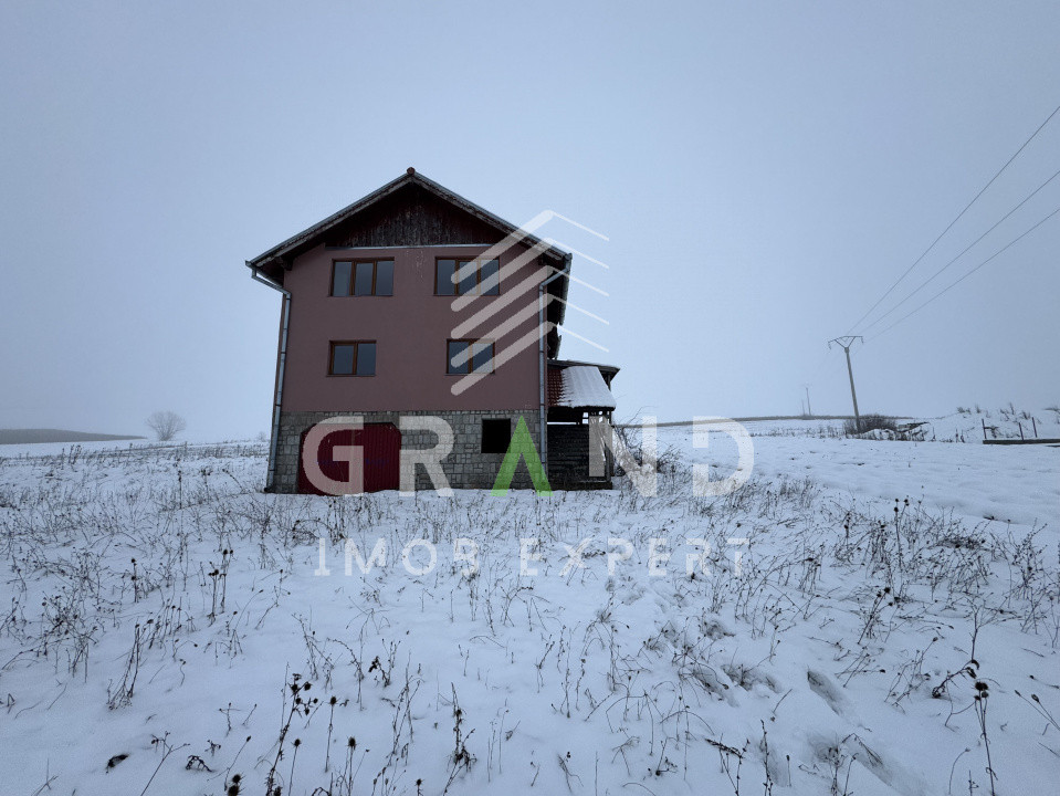 Casă individuală de vânzare | 269 mp | Teren 1.360 mp | Tureni,jud.Cluj