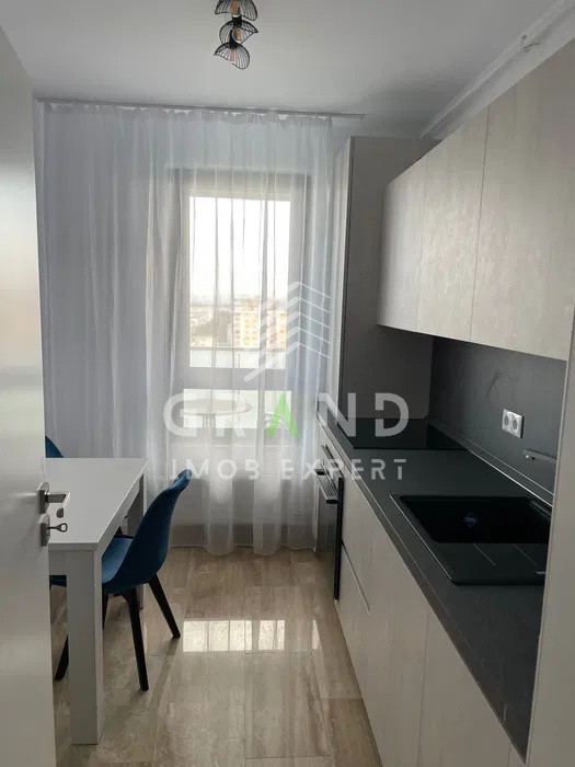 Apartament ultrafinisat | 3 camere | 2 bai | Parcare subterana | Intre Lacuri