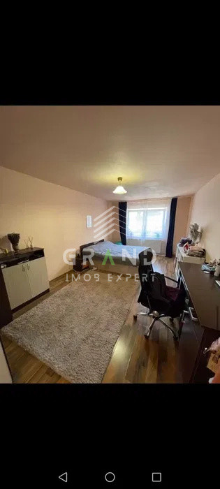 OPORTUNITATE ! Apartament 4 dormitoare | Etaj 2 | Parcare | Manastur - Mehedinti