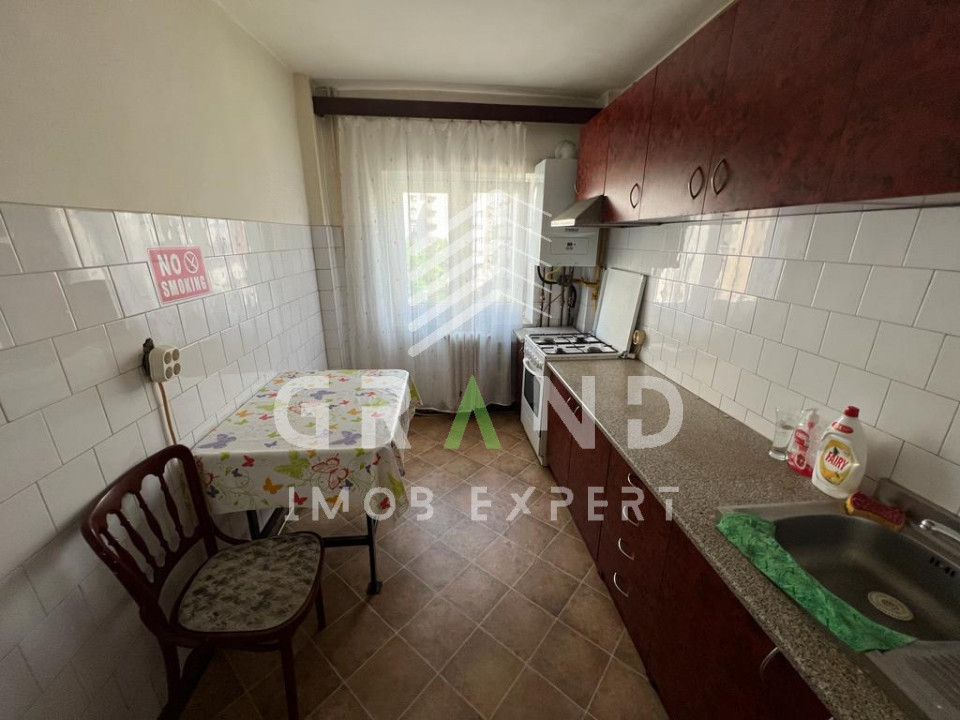 Apartament 3 camere | Semidecomandat | Zona FSEGA – Iulius Mall