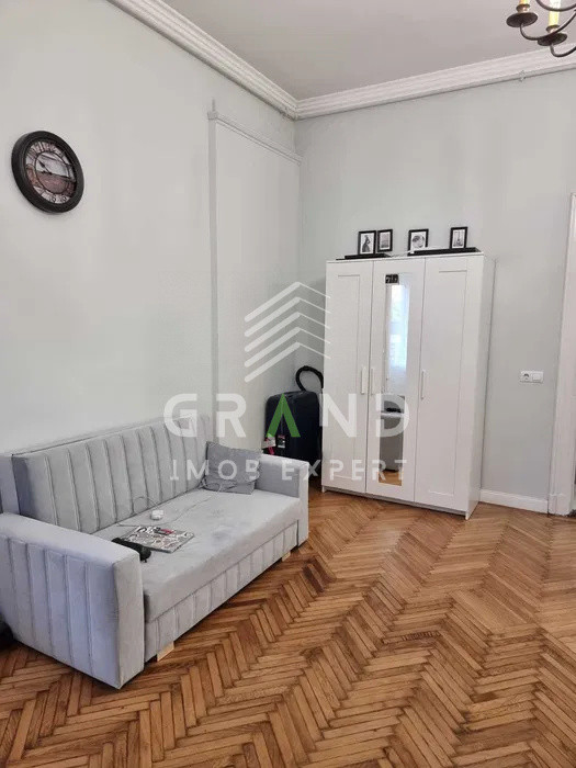 Ocazie! Garsoniera ultracentrala | Semidecomandata | Centru/Memorandumului