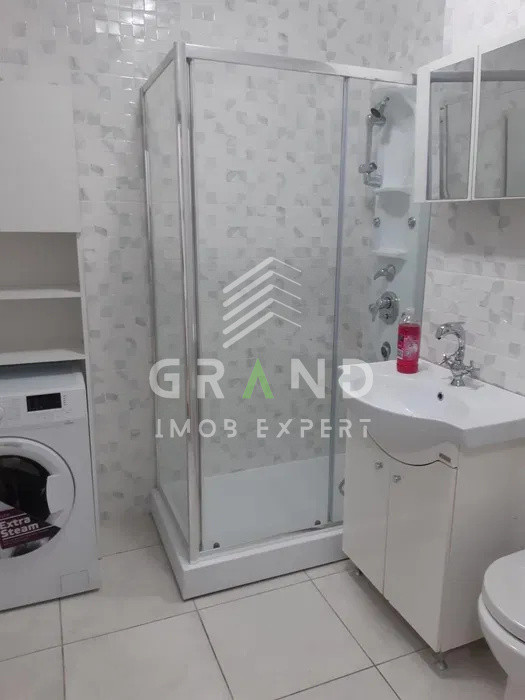 Apartament modern | 2 Camere decomandate | 3 Parcari | Etaj 1 | Bulgaria