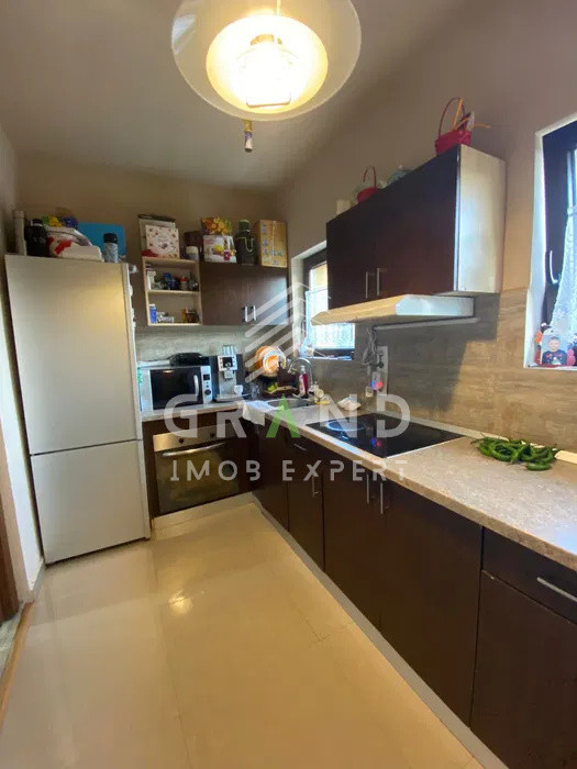 Casa de inchiriat | 4 camere | Parcare | Curte | Foisor cu barbeque | Salicea