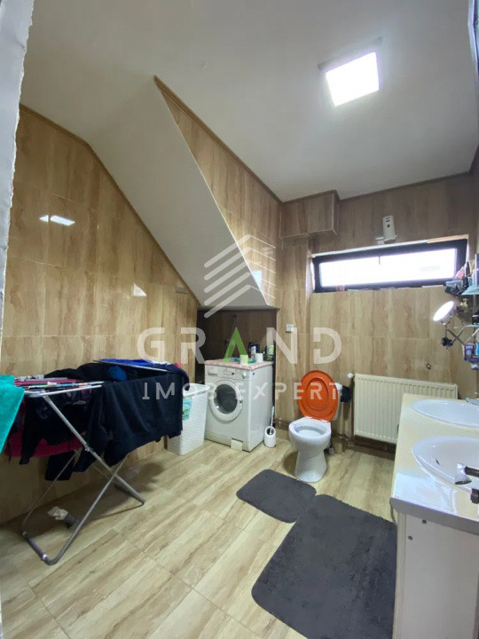 Casa de inchiriat | 4 camere | Parcare | Curte | Foisor cu barbeque | Salicea