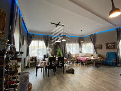 Casa de inchiriat | 4 camere | Parcare | Curte | Foisor cu barbeque | Salicea