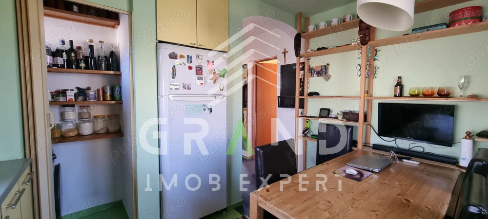 Apartament in vila | 2 camere | Decomandat | Parcare | Curte | Bulgaria/Ira