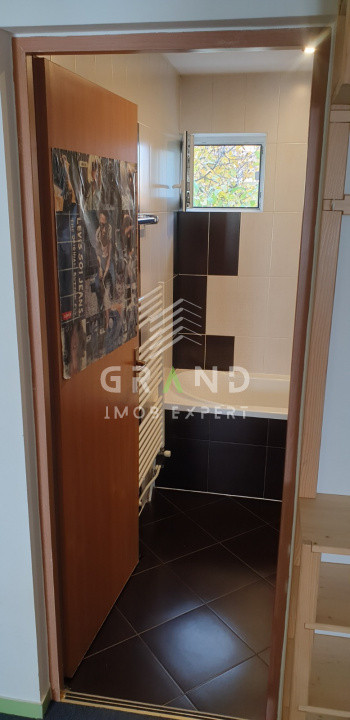 Apartament in vila | 2 camere | Decomandat | Parcare | Curte | Bulgaria/Ira