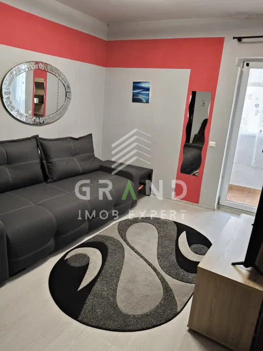 Apartament de vanzare | 2 camere | Balcon inchis | Parcare | Floresti/Stejarului