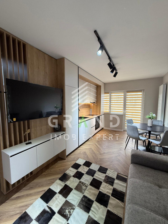 Apartament Nou | Ultrafinisat | 3 Camere | Parcare | Balcon | Floresti