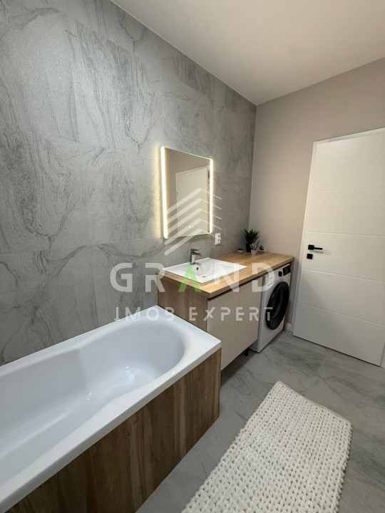 Apartament Nou | Ultrafinisat | 3 Camere | Parcare | Balcon | Floresti