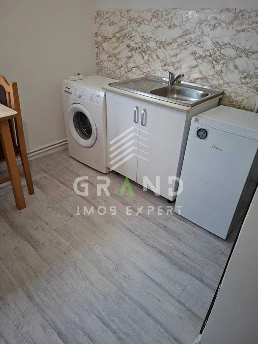 Vanzare Garsoniera | 13mp | Mobilata si Utilata | Cartier Gruia