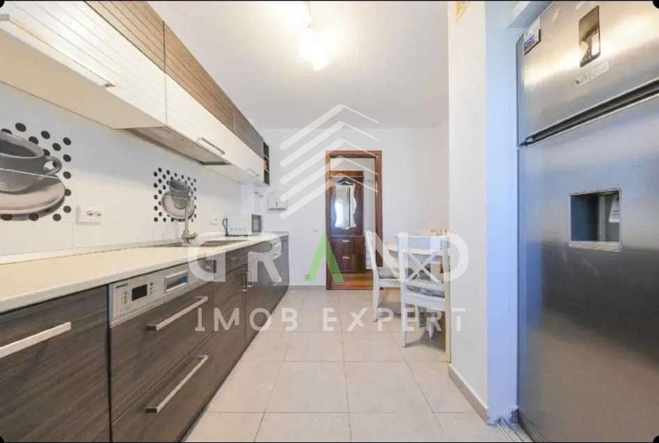 Apartament 4 camere | 2 Balcoane | 2 Bai | Etaj 3 | Parcare | Gheorgheni