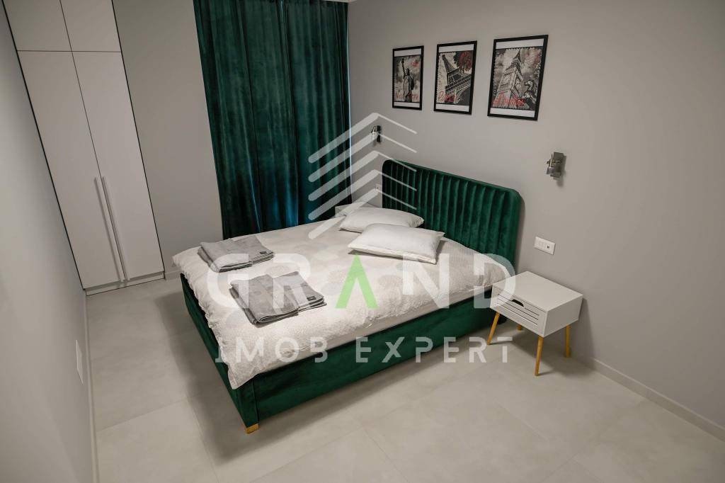 Ap 2 camere | Terasă 12 mp | Parcare subterană+Boxă | Zona Frunzișului–Azoria