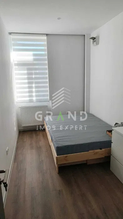 Apartament 2 camere | Str. Horea | Semicentral | Parcare în curte 