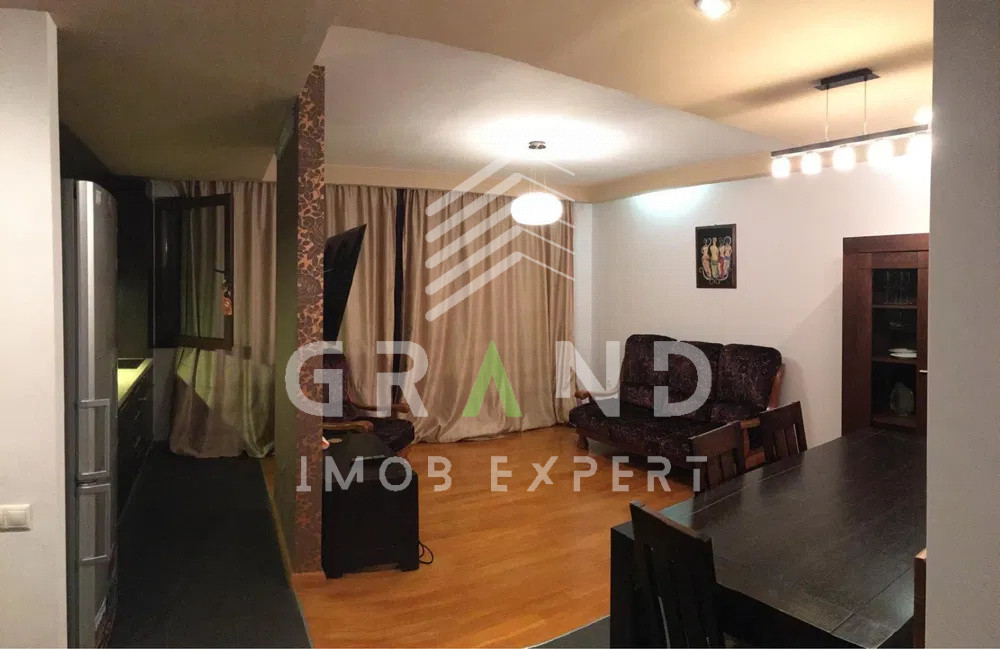 Ap 3 camere | 2 bai | Parcare | P-ta Cipariu/C-tin Brancusi