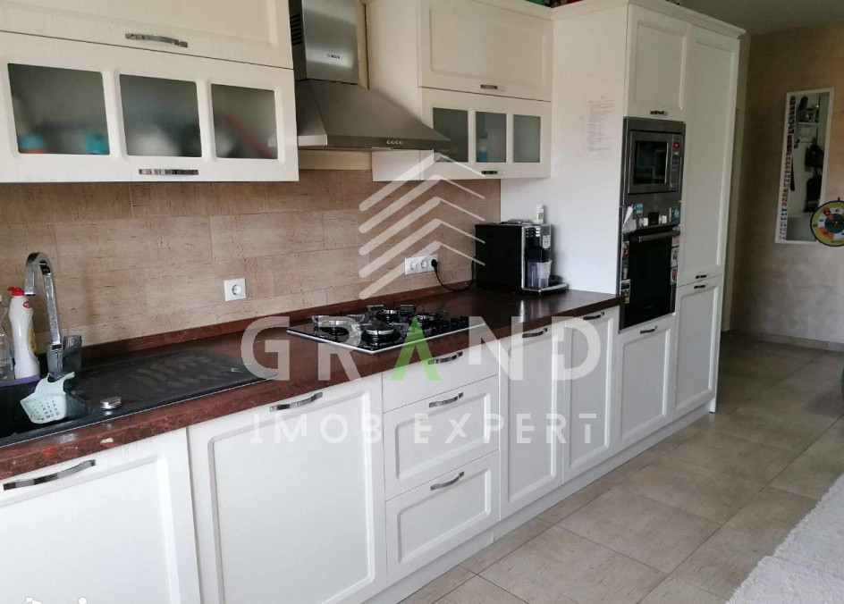 Ap 3 camere | 61 mp | 2 balcoane | 11 mp | parcare | Florești/Florilor